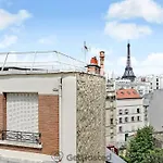 Eiffel Tower View - Charming Artist Flat - Gethosted